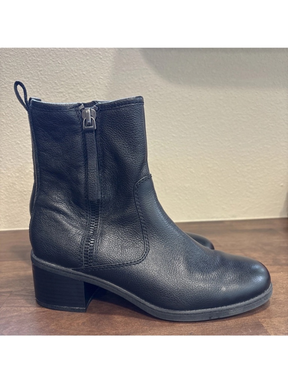 Clarks Black Leather Mid-Heel Side-Zip Ankle Boots